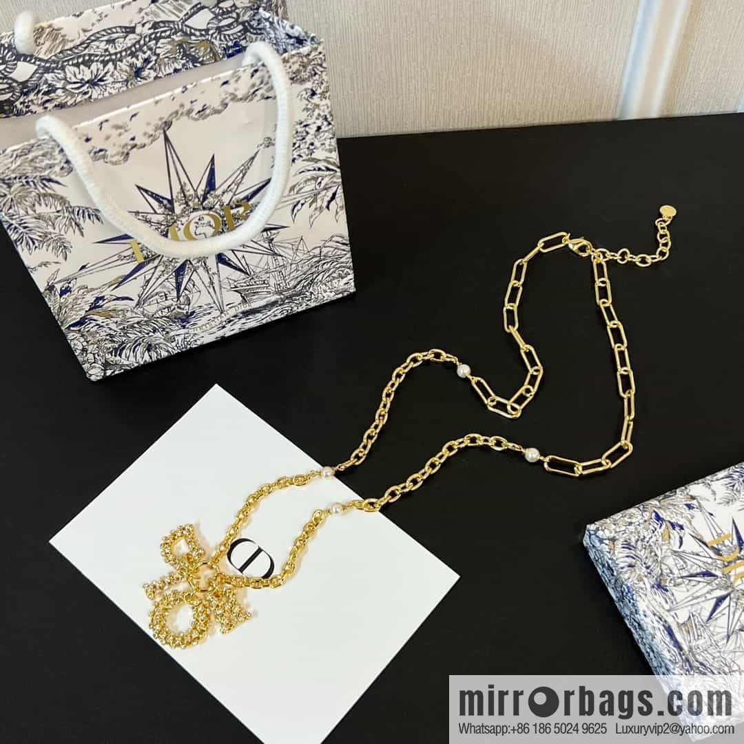 New ☑️ Dior hollowed out full diamond letter necklace, bracelet
