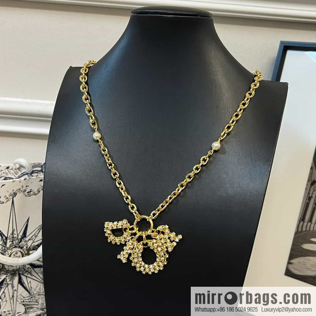 New ☑️ Dior hollowed out full diamond letter necklace, bracelet