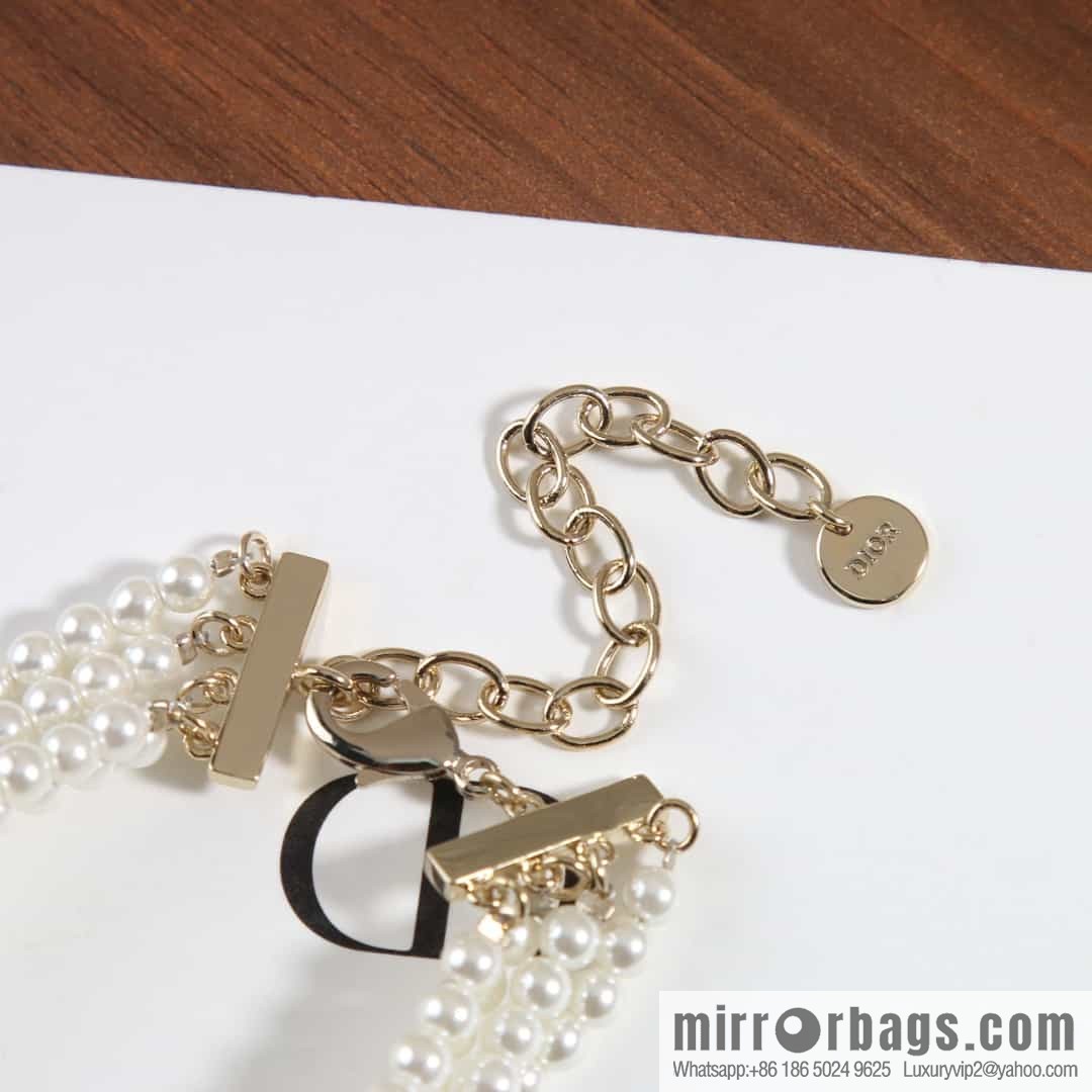 New ☑️ Dior 4-layer pearl necklace, bracelet