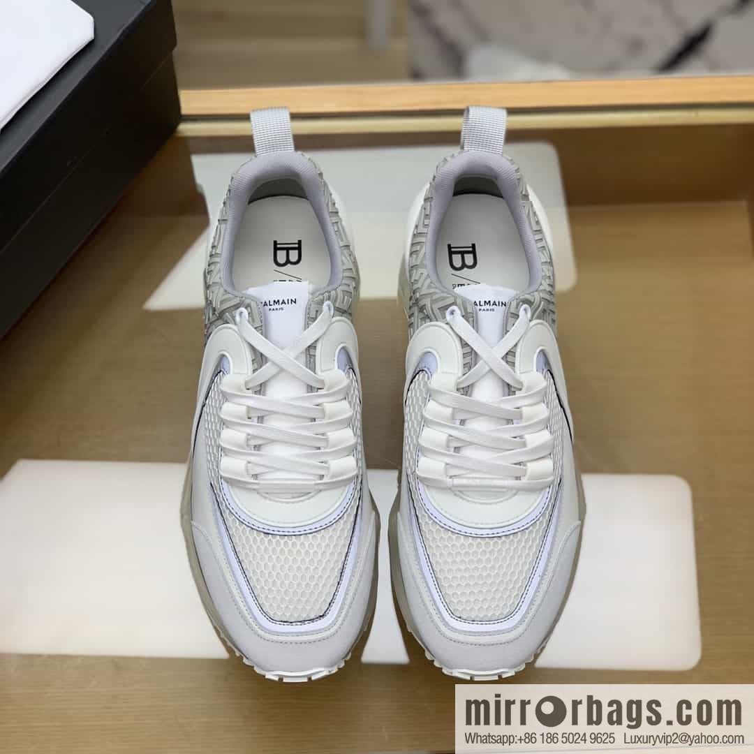 Givenchy Givenchy, made of calfskin ➕ polyester waterproof fabric ➕ velvet leather three materials patchwork men's casual sneakers
