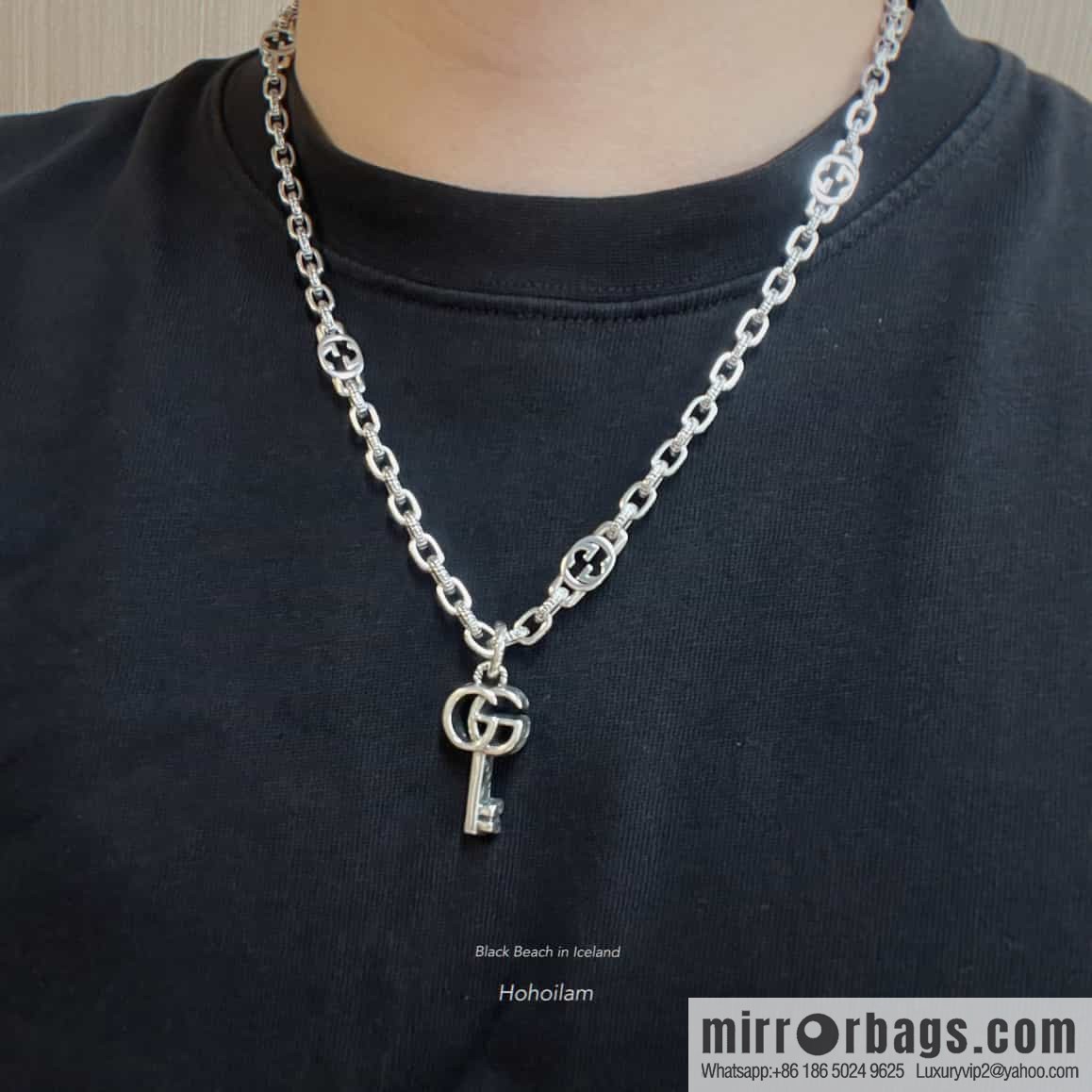 New Gucci Gucci double G key 🔑 necklace