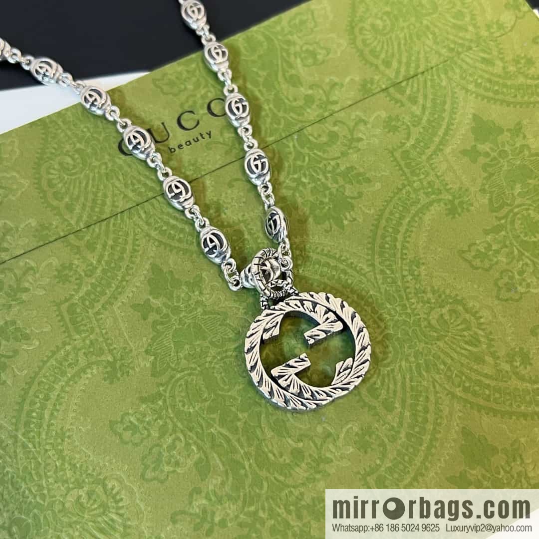 New Gucci Gucci round double G necklace
