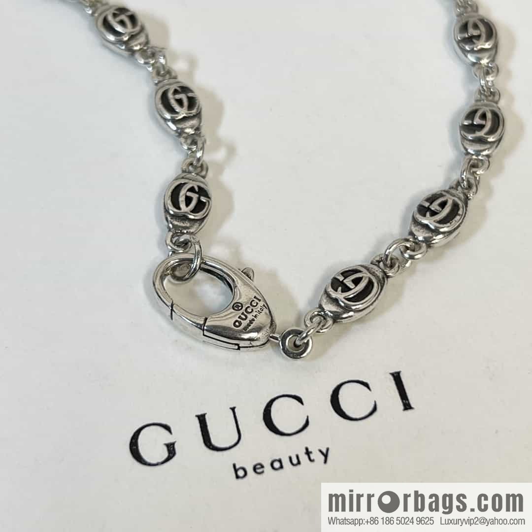 New Gucci Gucci round double G necklace