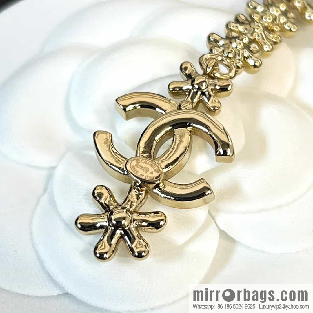 New ☑️ chanel c3 double c gold flower stud earrings