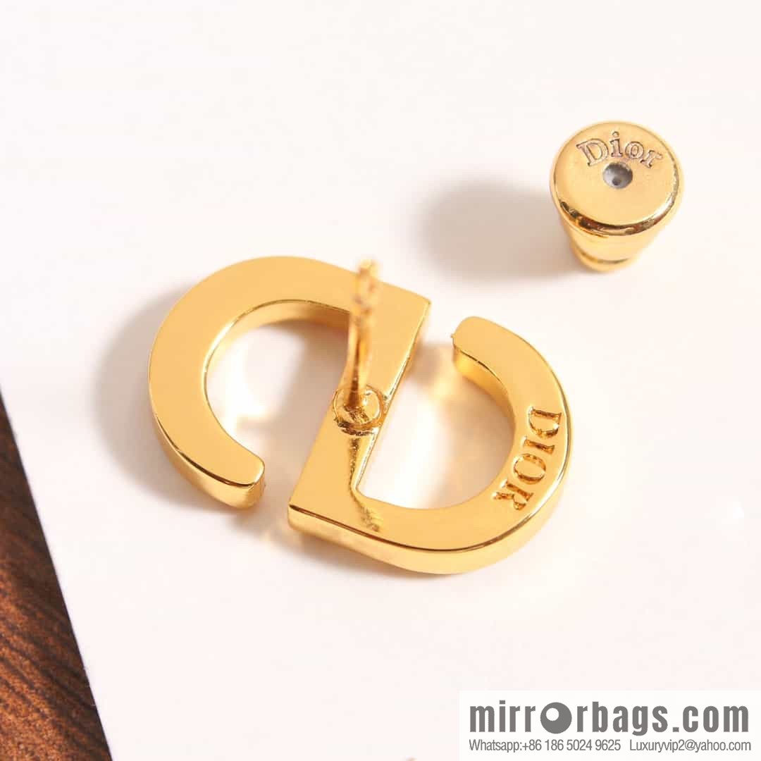New ☑️ Dior CD diamond stud earrings