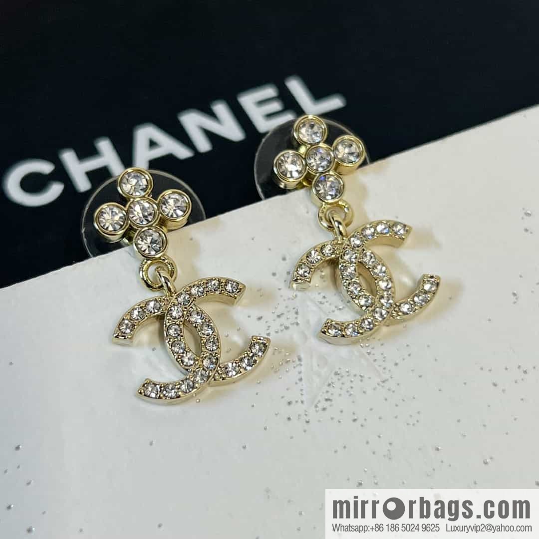 New ☑️ chanel c2 double c gold flower stud earrings