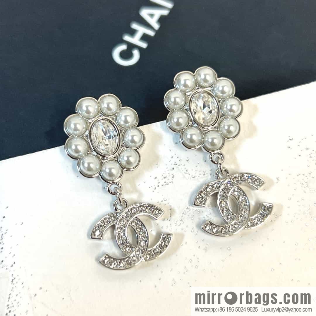 New ☑️ chanel c2 double c pearl stud earrings