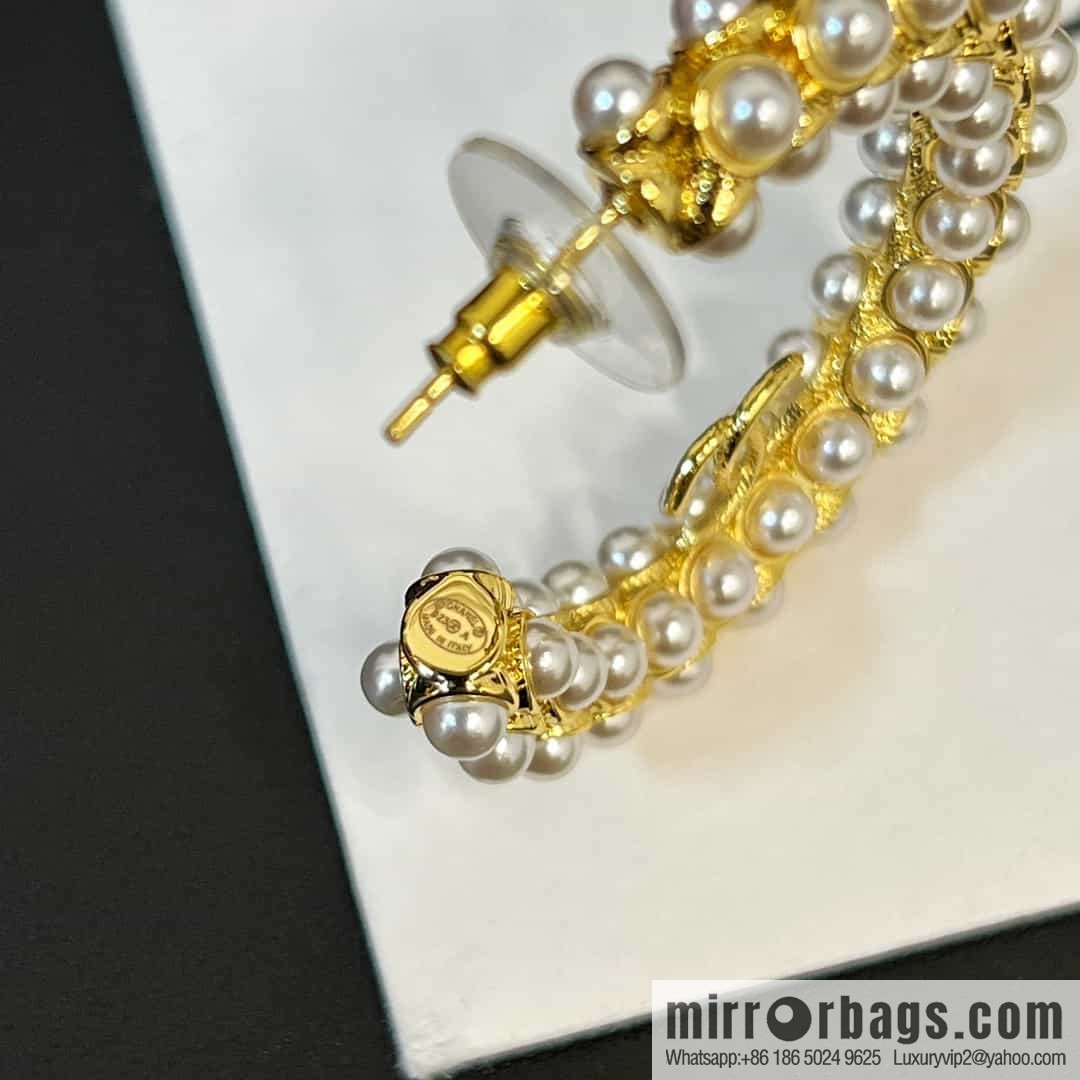 New ☑️ Chanel semi-round double c pearl stud earrings