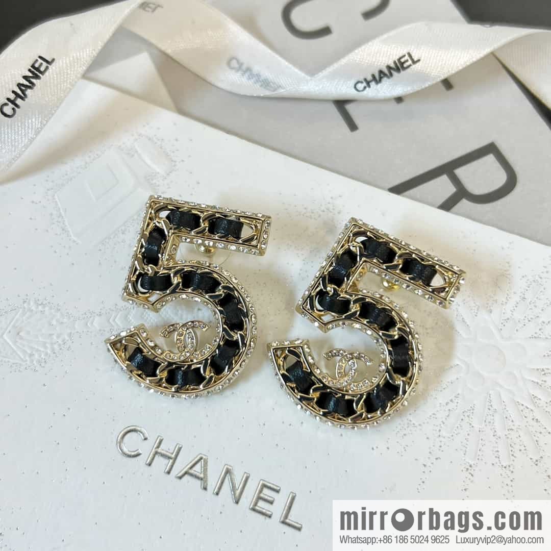 New ☑️ CHANEL CHANEL c1 double c black leather 5 word five stud earrings