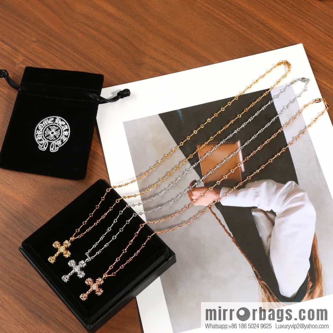 New Croxin Cross Flame Necklace