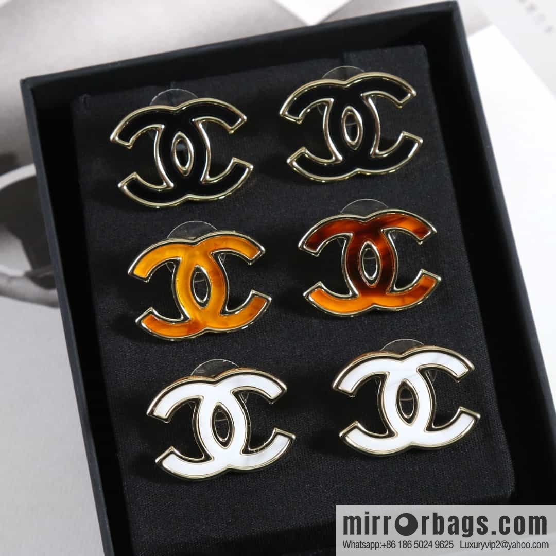 New ☑️ Chanel C1 double c three-color stud earrings