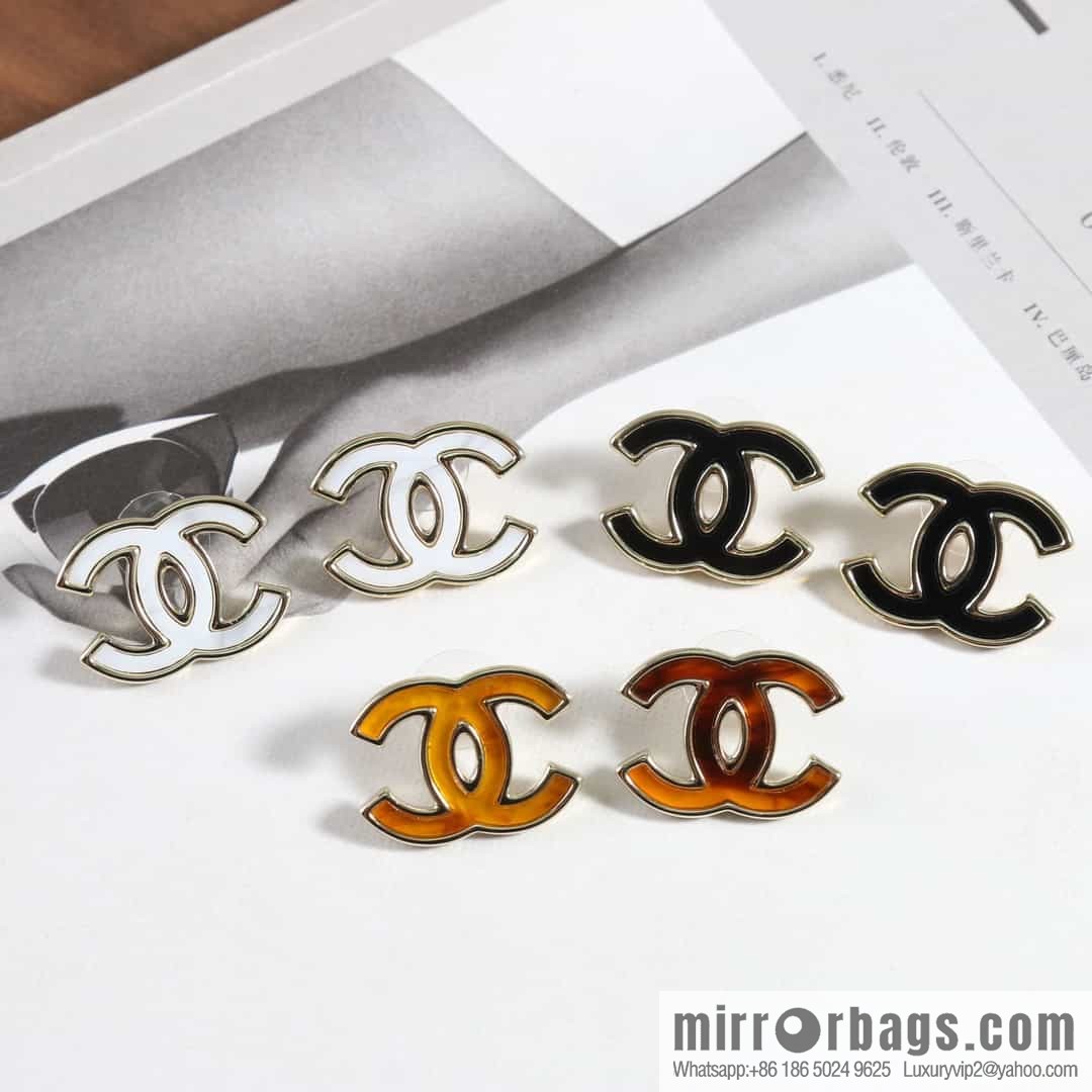 New ☑️ Chanel C1 double c three-color stud earrings