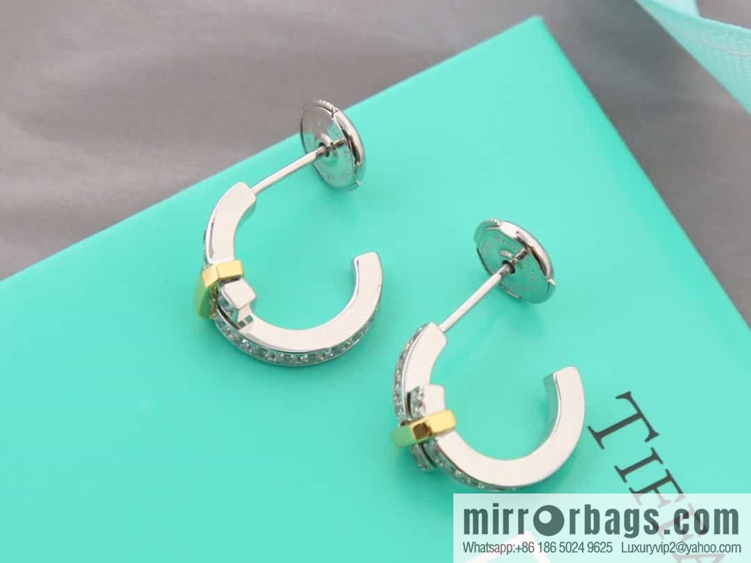 New ☑️ TIFFANY & Co. Tiffany Edge series color separation necklace, ring, bracelet, stud earrings