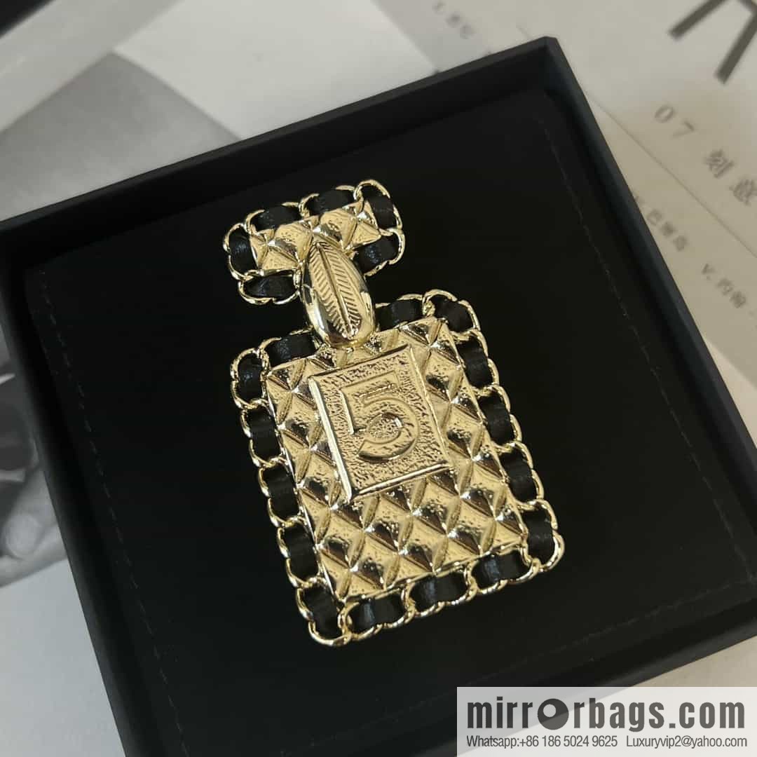 New ☑️ Chanel double c perfume bottle black leather rope brooch