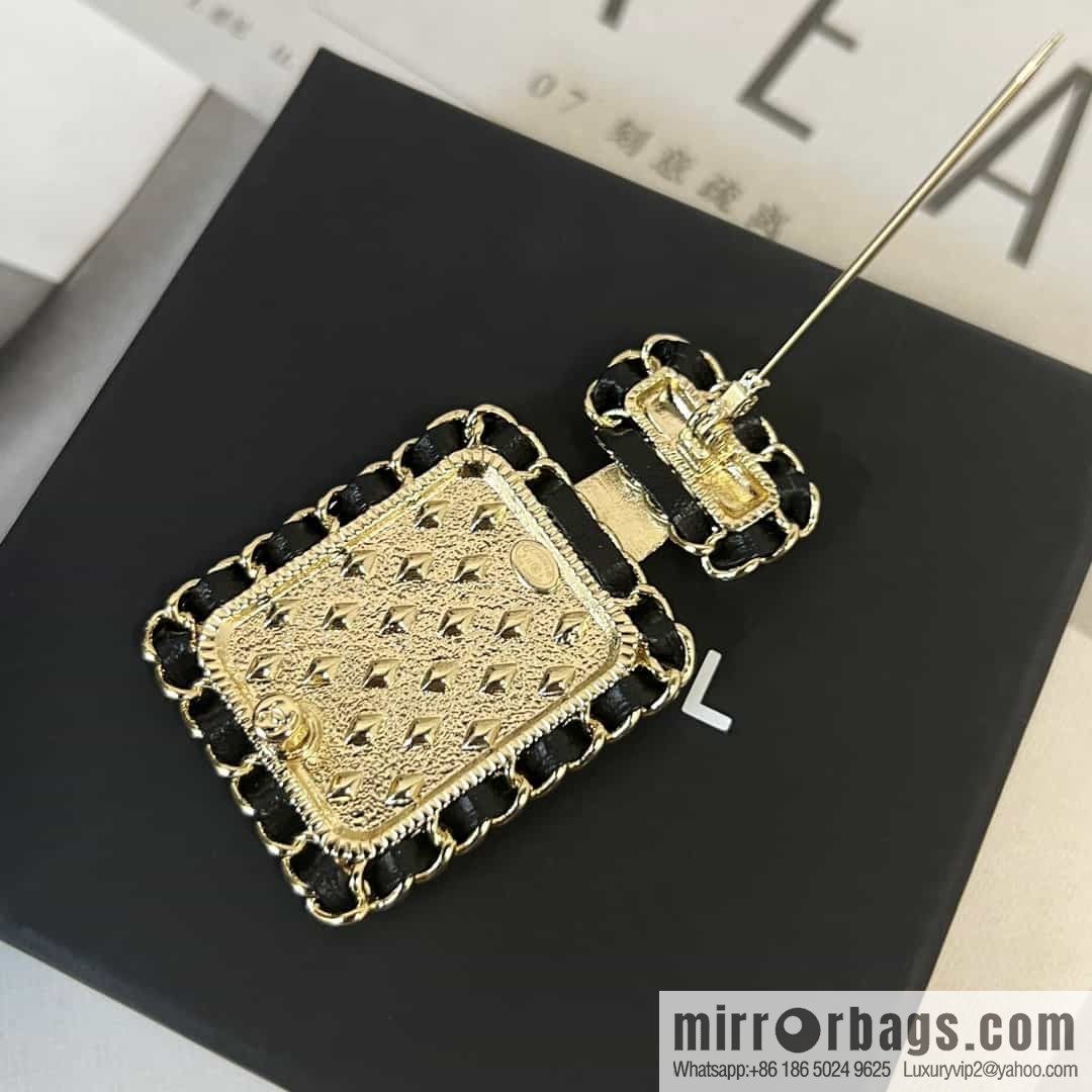 New ☑️ Chanel double c perfume bottle black leather rope brooch