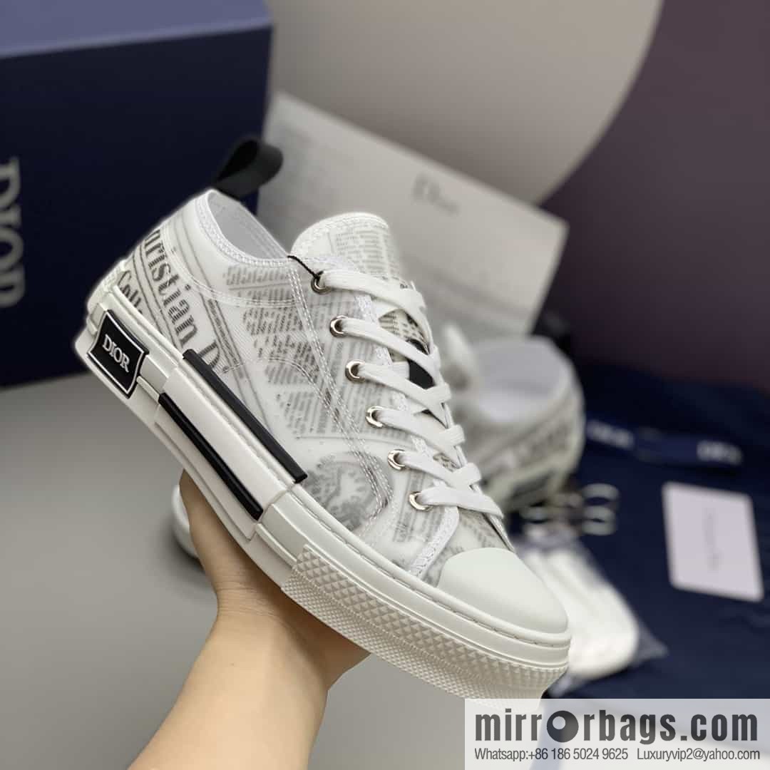 Dior Unisex low-top shoes with clear mesh fabric inserts and grey Oblique printed canvas