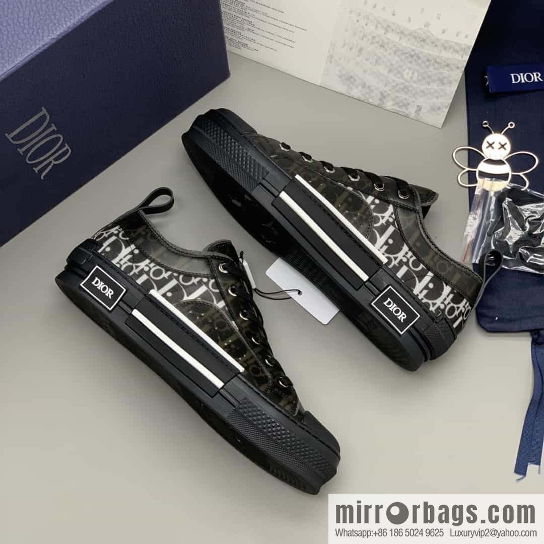 Dior Unisex low-top shoes with clear mesh fabric inserts and grey Oblique printed canvas
