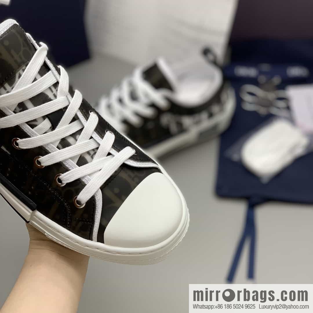 Dior Unisex low-top shoes with clear mesh fabric inserts and grey Oblique printed canvas