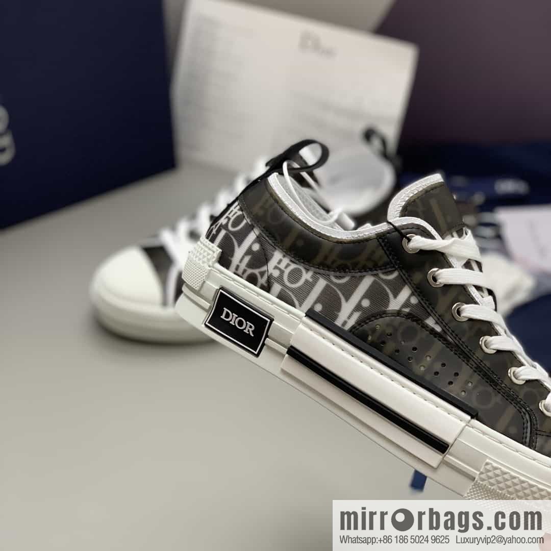 Dior Unisex low-top shoes with clear mesh fabric inserts and grey Oblique printed canvas