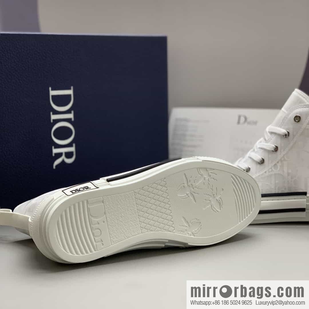 Dior uses black transparent mesh to carefully make B23 high-top shoes
