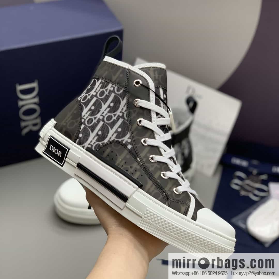 Dior uses black transparent mesh to carefully make B23 high-top shoes