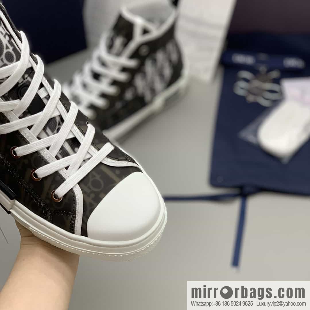 Dior uses black transparent mesh to carefully make B23 high-top shoes