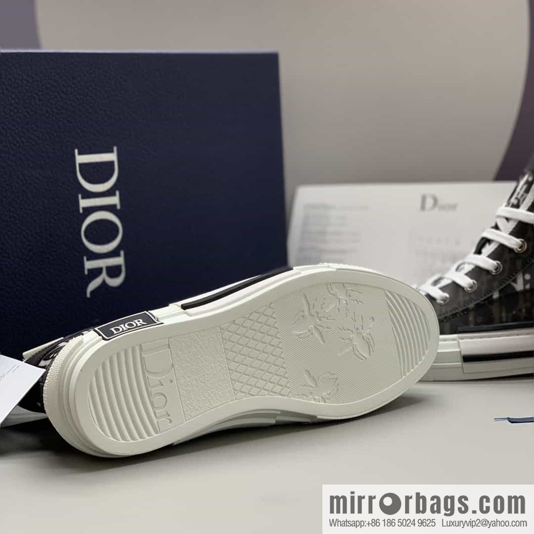 Dior uses black transparent mesh to carefully make B23 high-top shoes