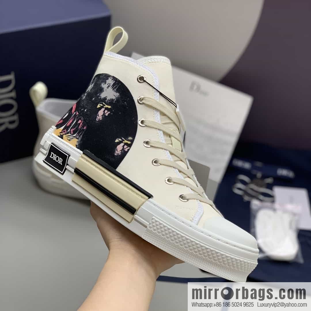 Dior uses black transparent mesh to carefully make B23 high-top shoes