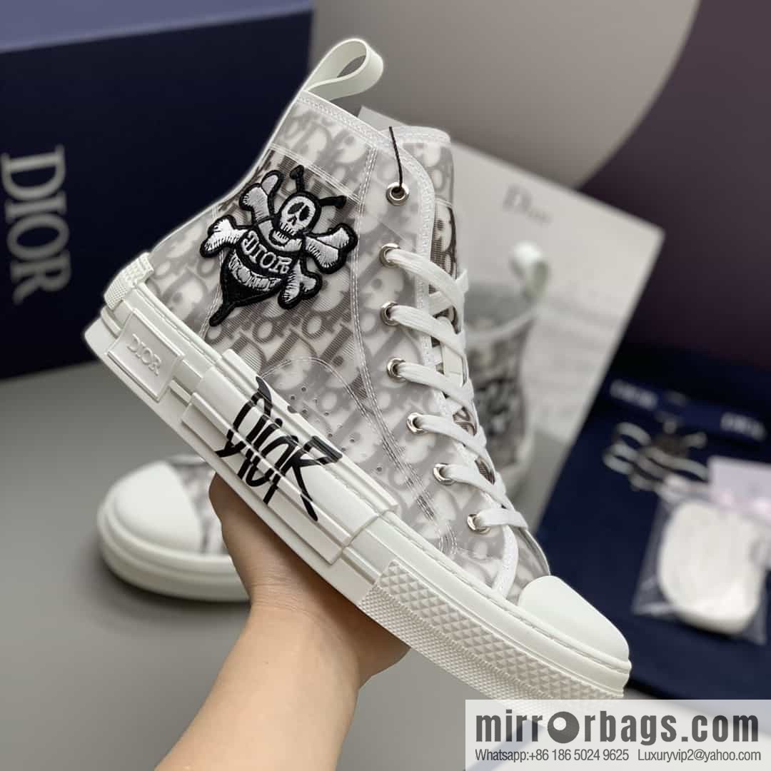 Dior uses black transparent mesh to carefully make B23 high-top shoes