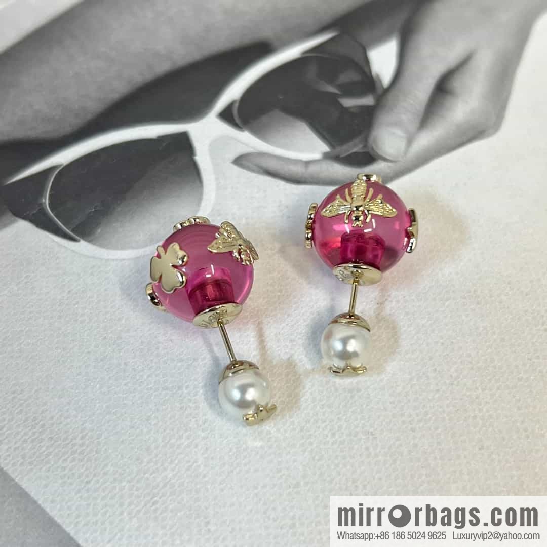 New ☑️ DIOR pearl pink bead stud earrings