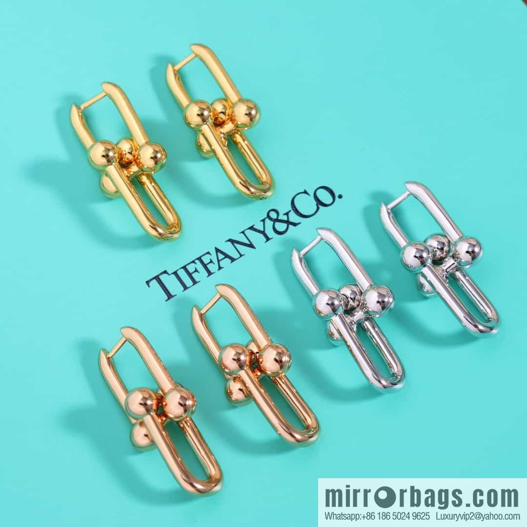 New ☑️ TIFFANY & Co. Tiffany HardWear series double ring horseshoe buckle earrings