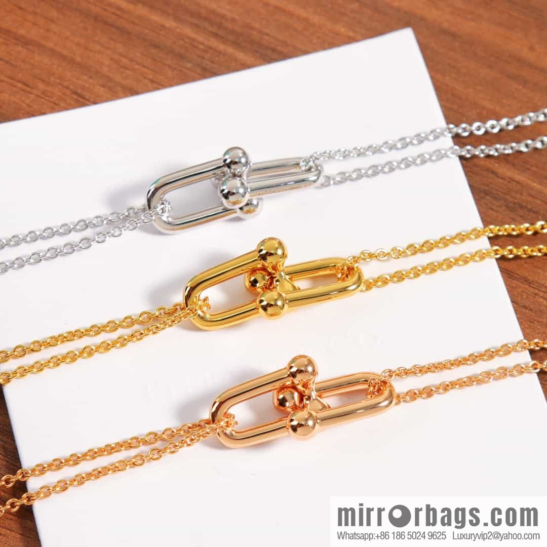 New ☑️ Tiffany & Co. Tiffany HardWear Double Ring Horseshoe Buckle Necklace