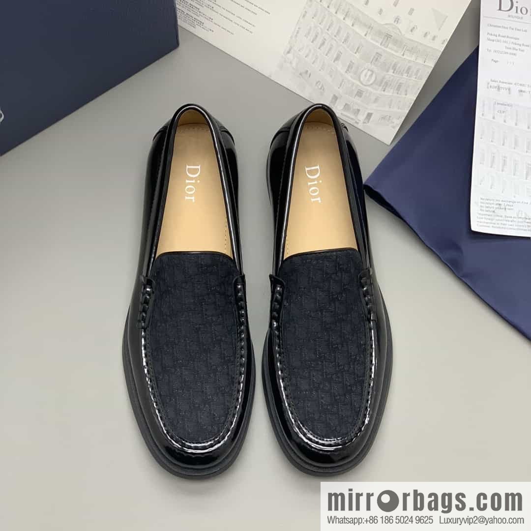 Dior men's loafers crafted in black smooth cow leather (fabric)