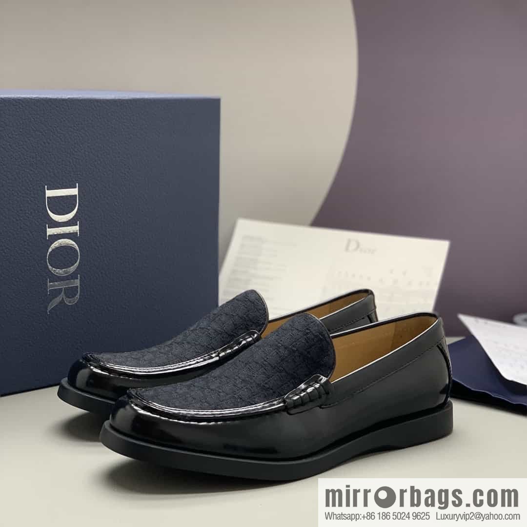 Dior men's loafers crafted in black smooth cow leather (fabric)