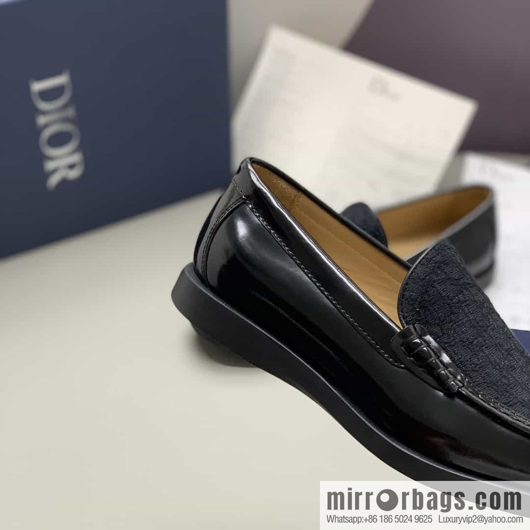 Dior men's loafers crafted in black smooth cow leather (fabric)