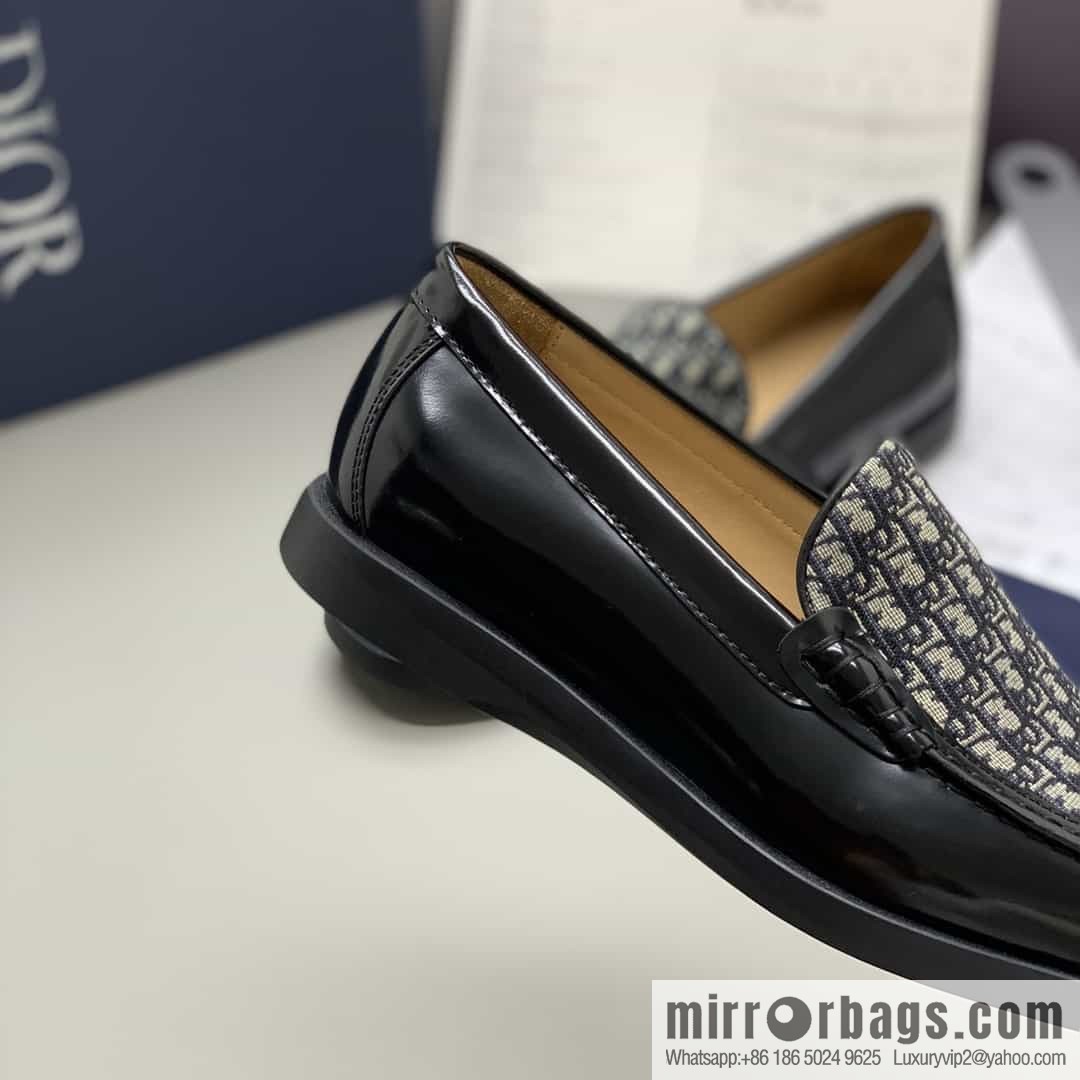 Dior men's loafers crafted in black smooth cow leather (fabric)
