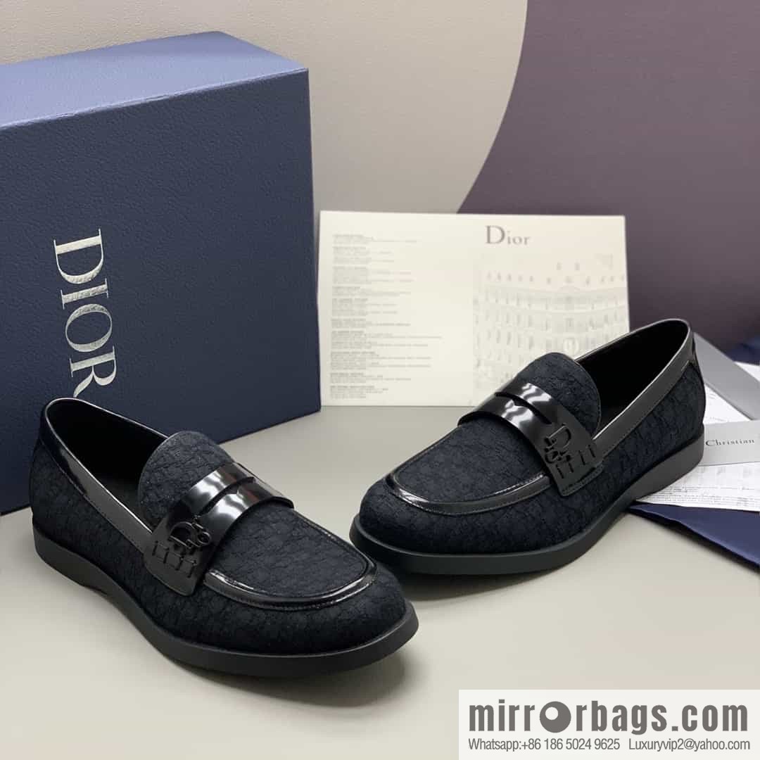 Dior men's loafers crafted in black smooth cow leather (fabric)