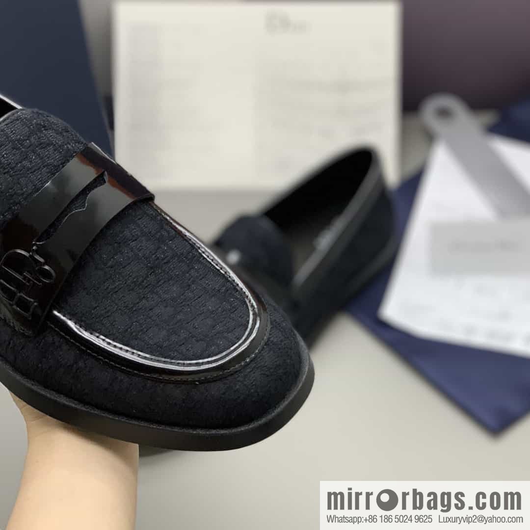 Dior men's loafers crafted in black smooth cow leather (fabric)