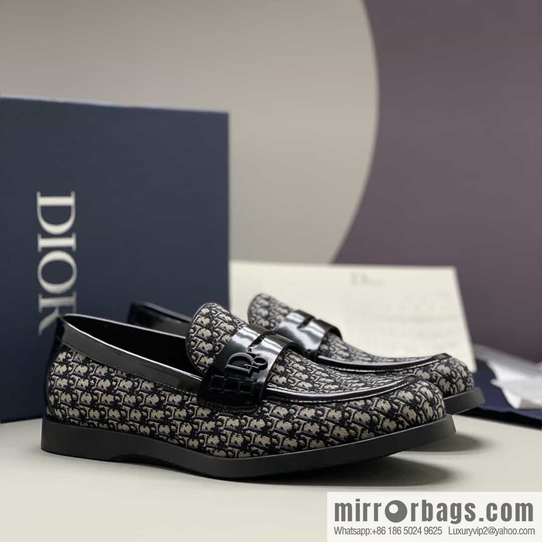 Dior men's loafers crafted in black smooth cow leather (fabric)