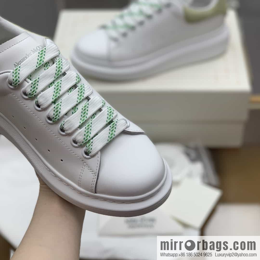 McQueen, made of calfskin, upgraded MQ~ Unisex sneakers of the same style