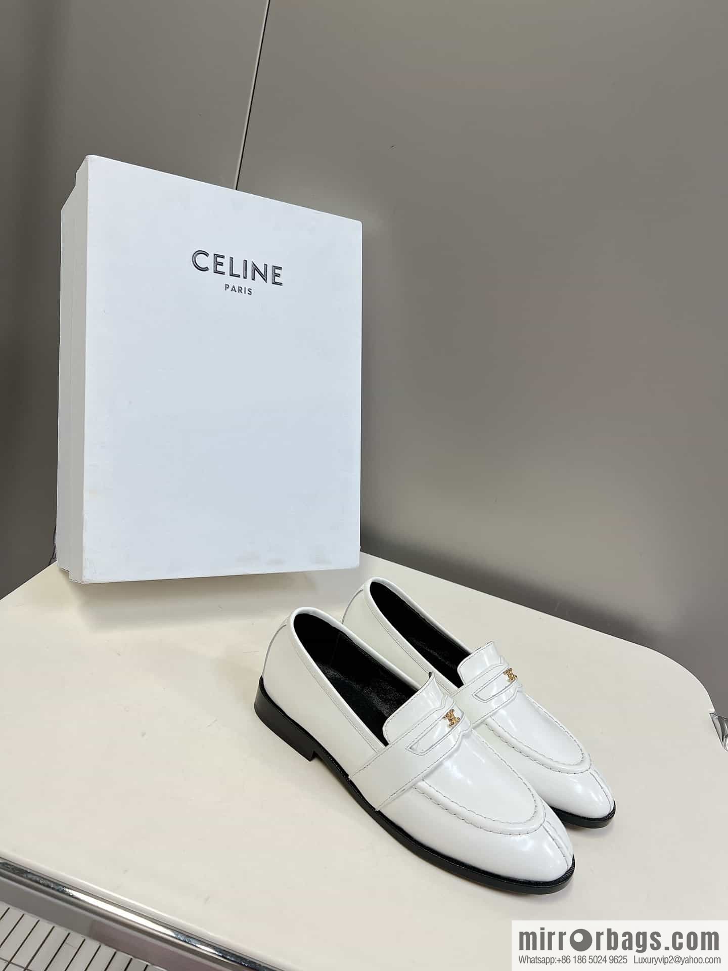 CELINEl Celine loafers Caesar door buckle series casual small leather shoes
