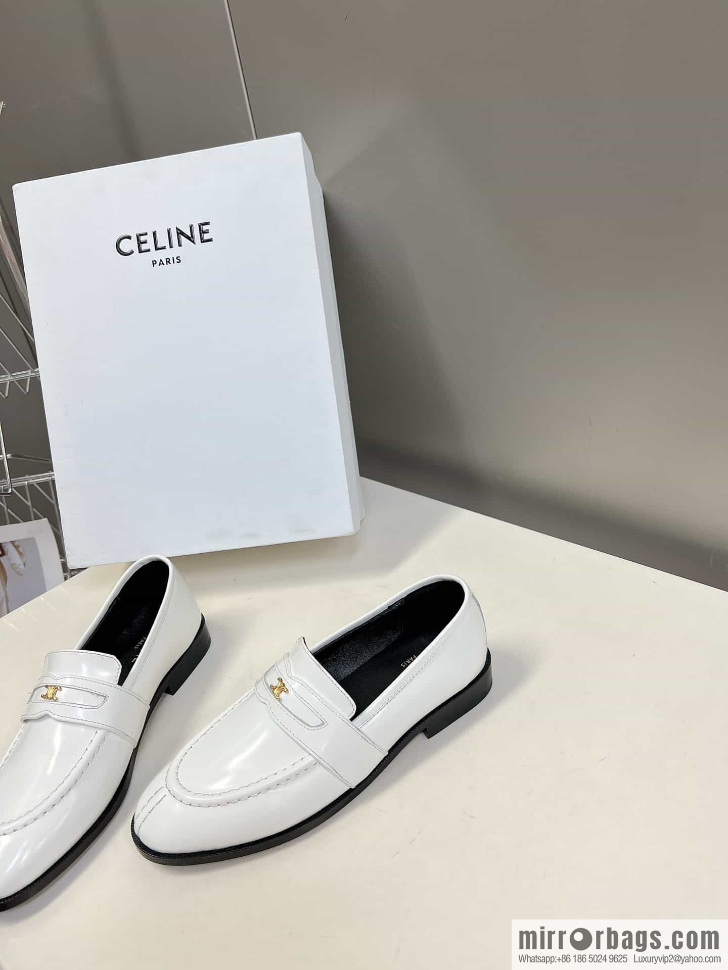 CELINEl Celine loafers Caesar door buckle series casual small leather shoes