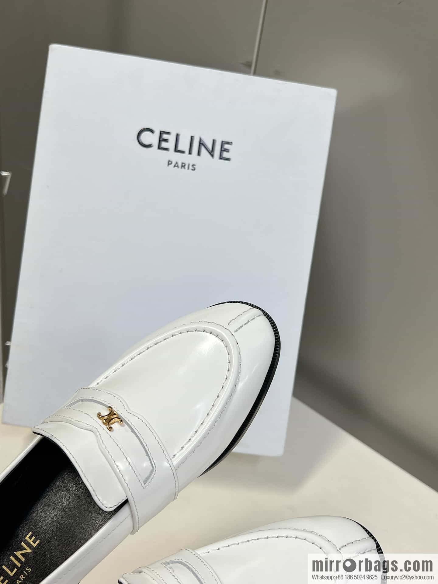 CELINEl Celine loafers Caesar door buckle series casual small leather shoes
