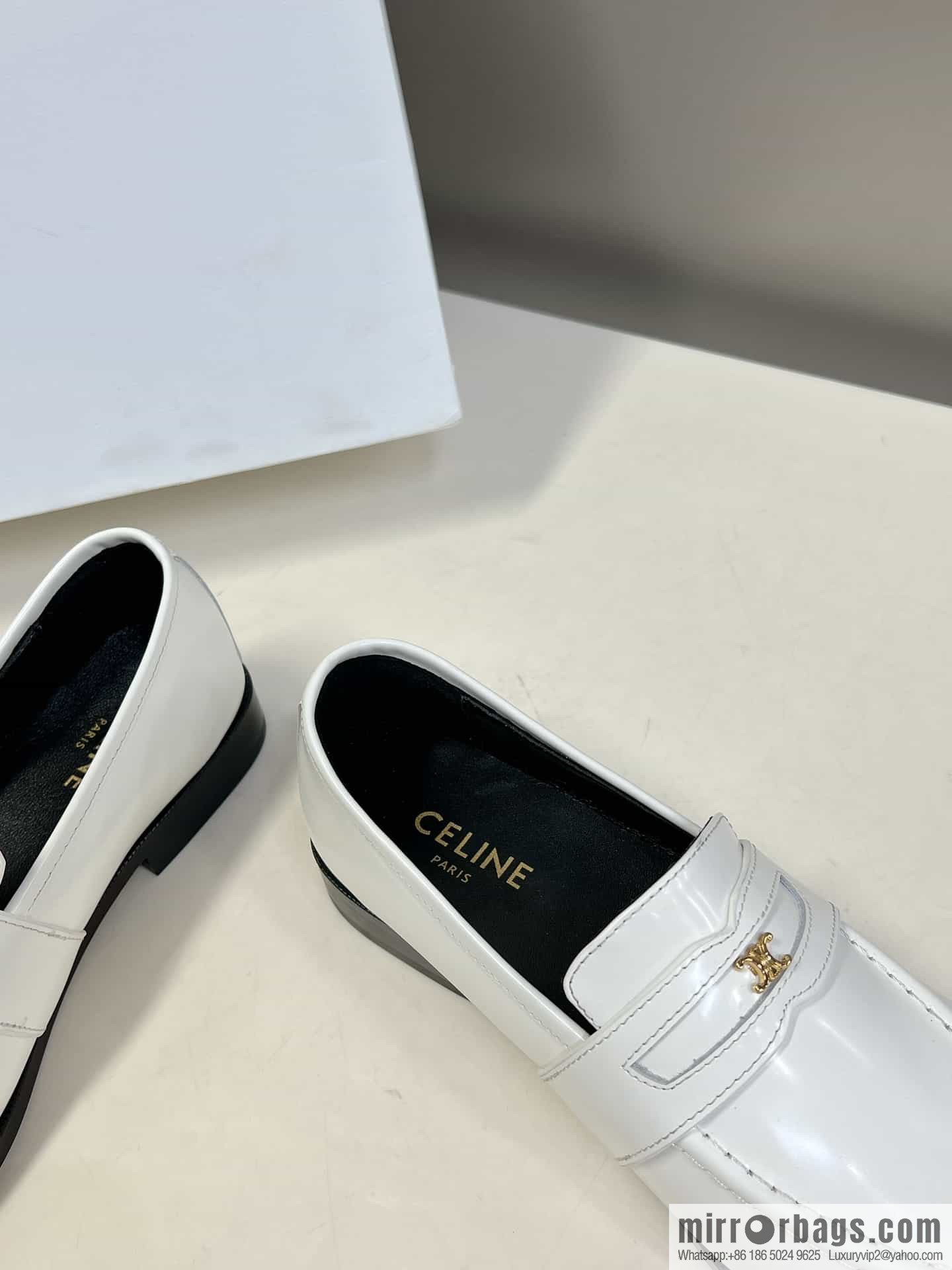 CELINEl Celine loafers Caesar door buckle series casual small leather shoes