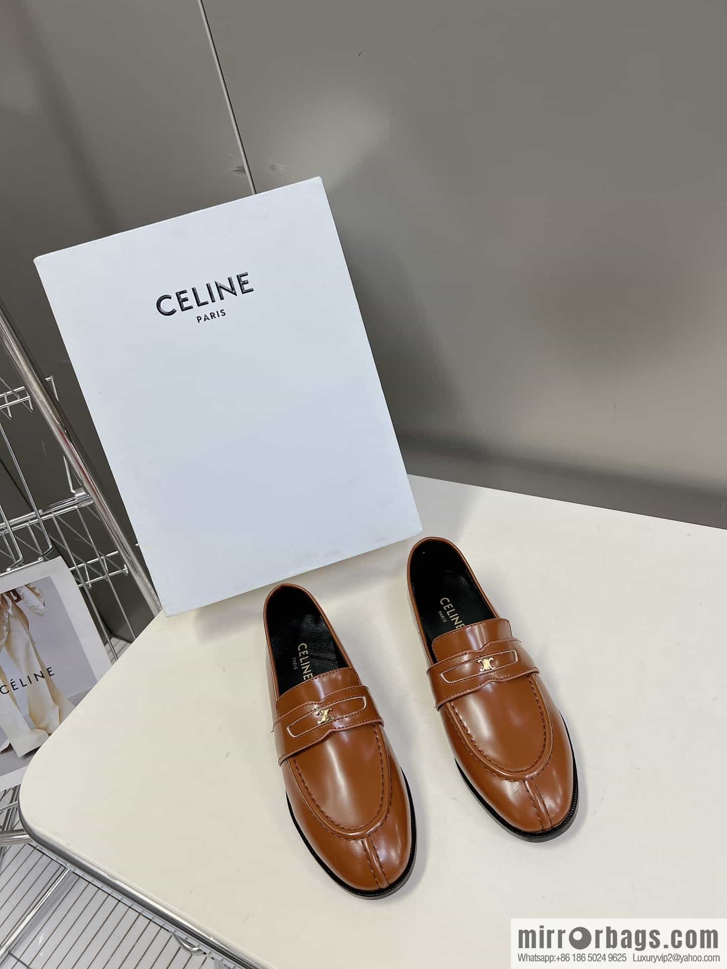 CELINEl Celine loafers Caesar door buckle series casual small leather shoes