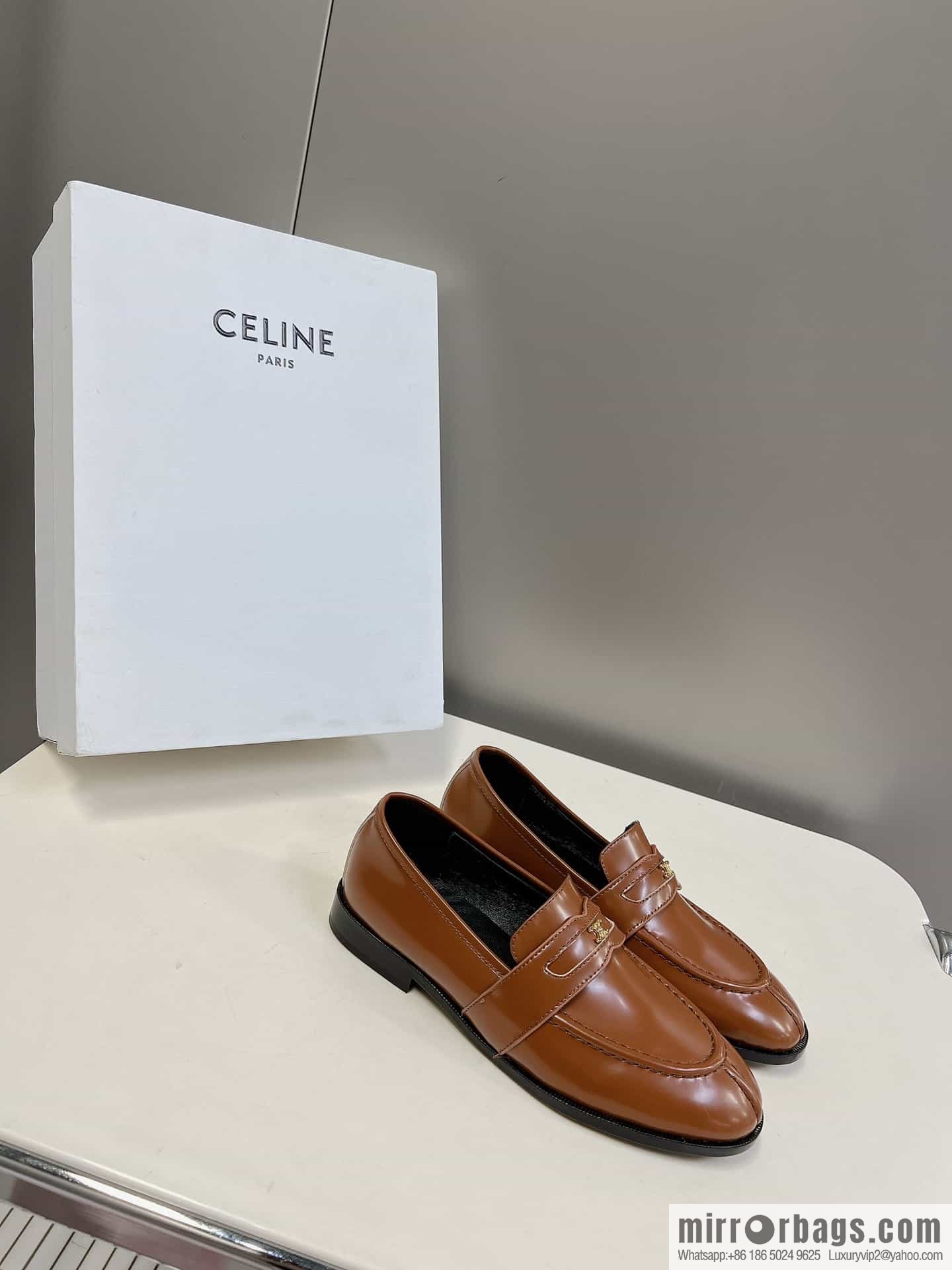CELINEl Celine loafers Caesar door buckle series casual small leather shoes