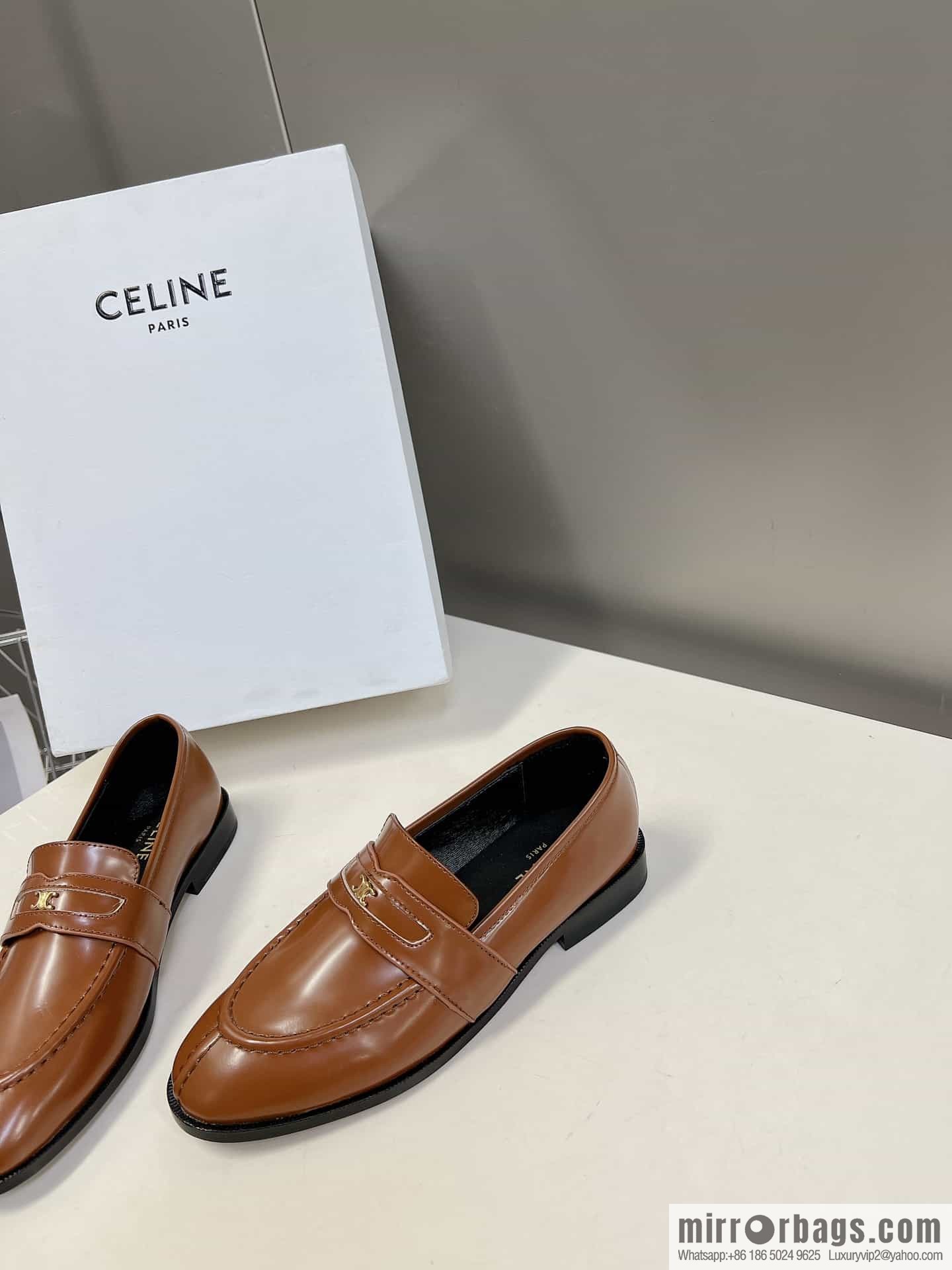 CELINEl Celine loafers Caesar door buckle series casual small leather shoes