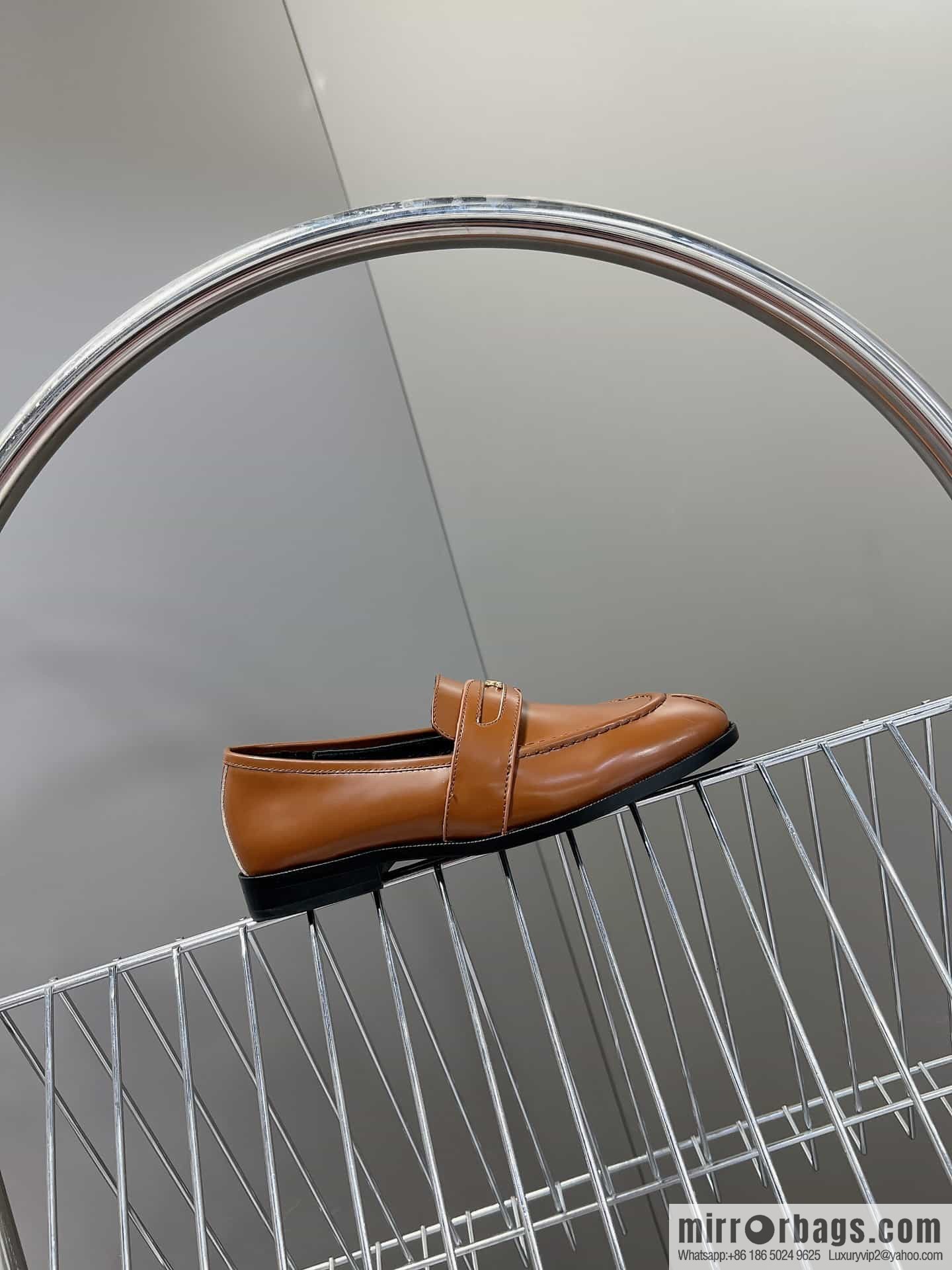 CELINEl Celine loafers Caesar door buckle series casual small leather shoes