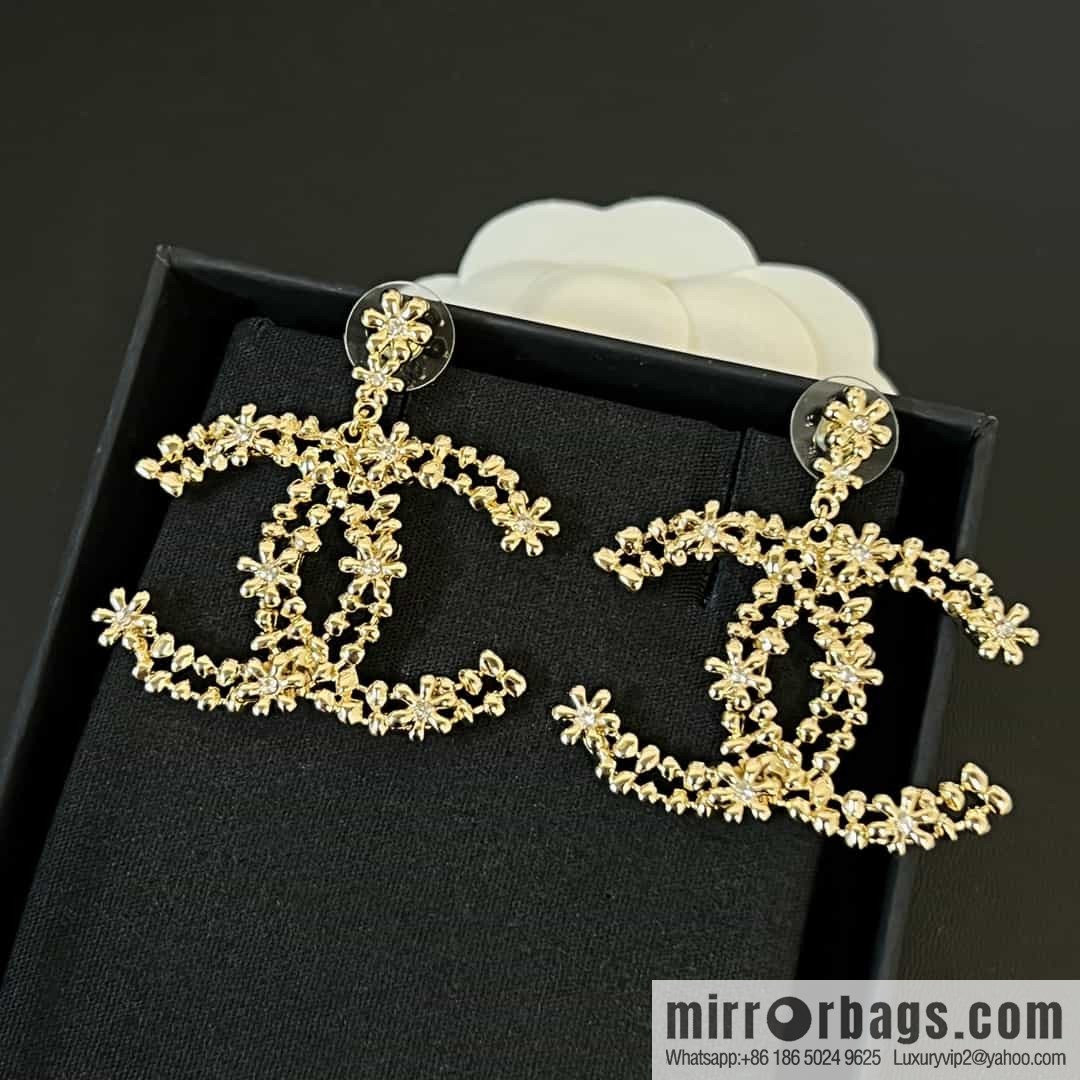 New ☑️ Chanel c2 double c gold flower stud earrings