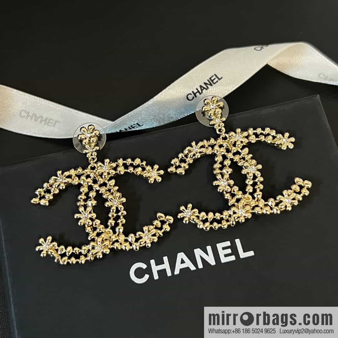 New ☑️ Chanel c2 double c gold flower stud earrings